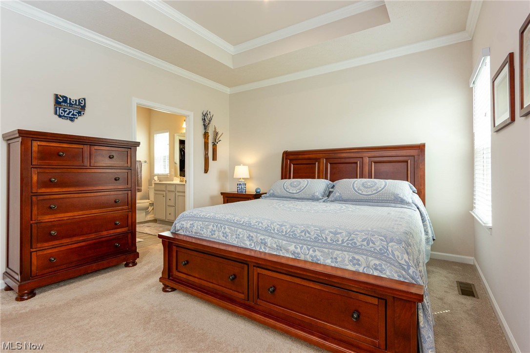 1300 Fountain View Street NE photo 11