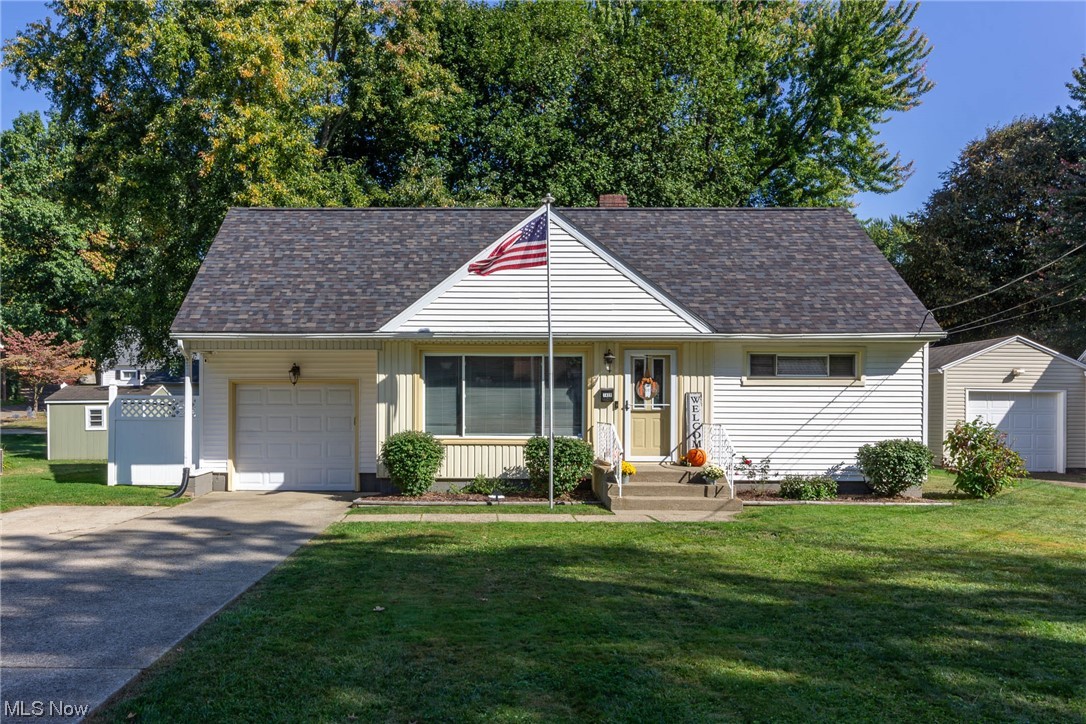 1408 Castlewood Avenue SW photo 1