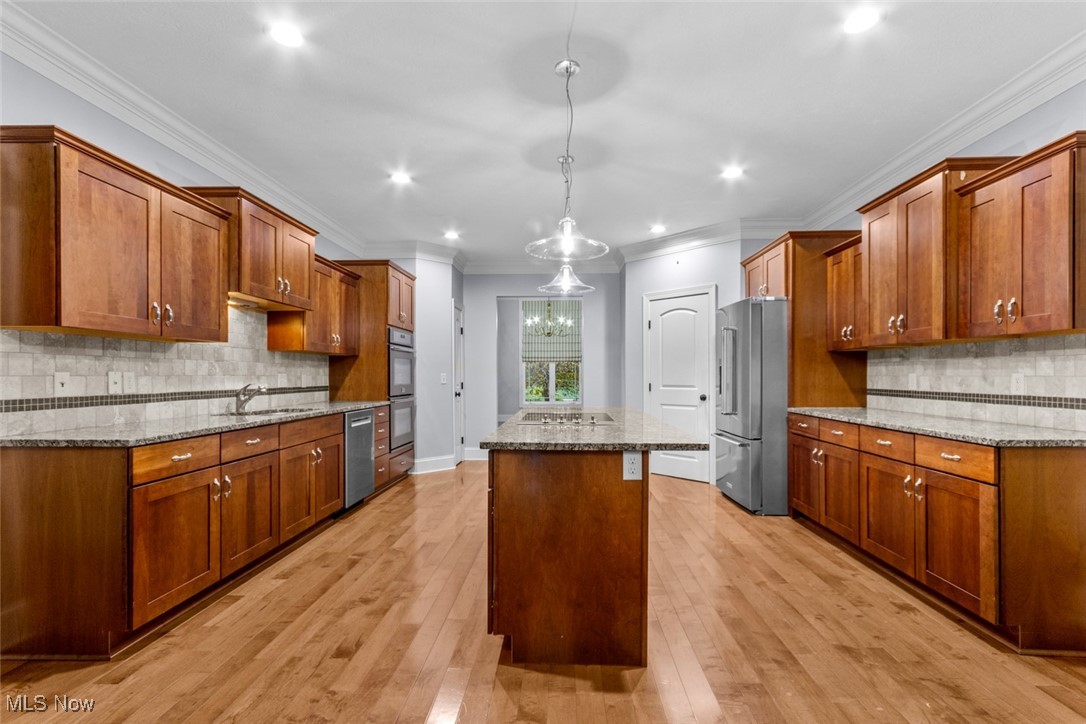 1514 Lancaster Gate SE photo 18