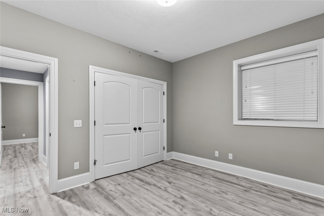 1514 Lancaster Gate SE photo 41