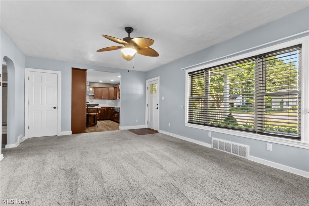 243 9th Street NE photo 11