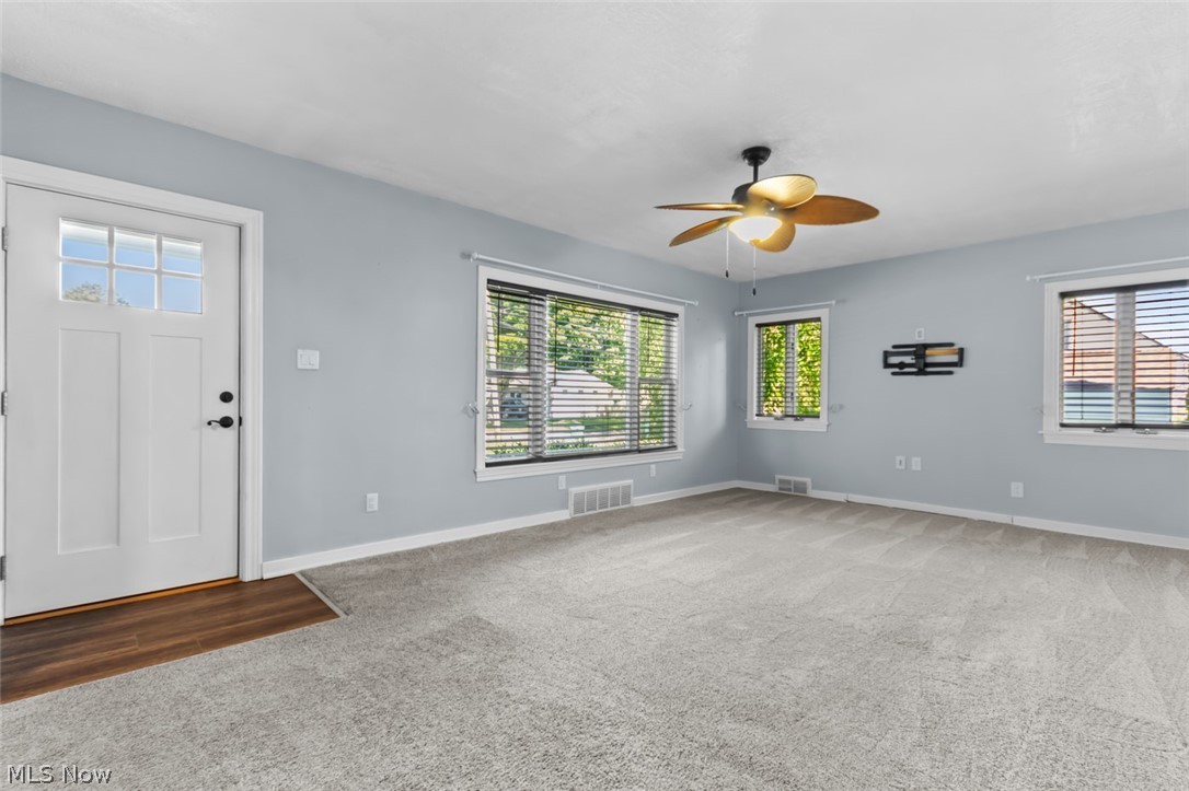243 9th Street NE photo 9