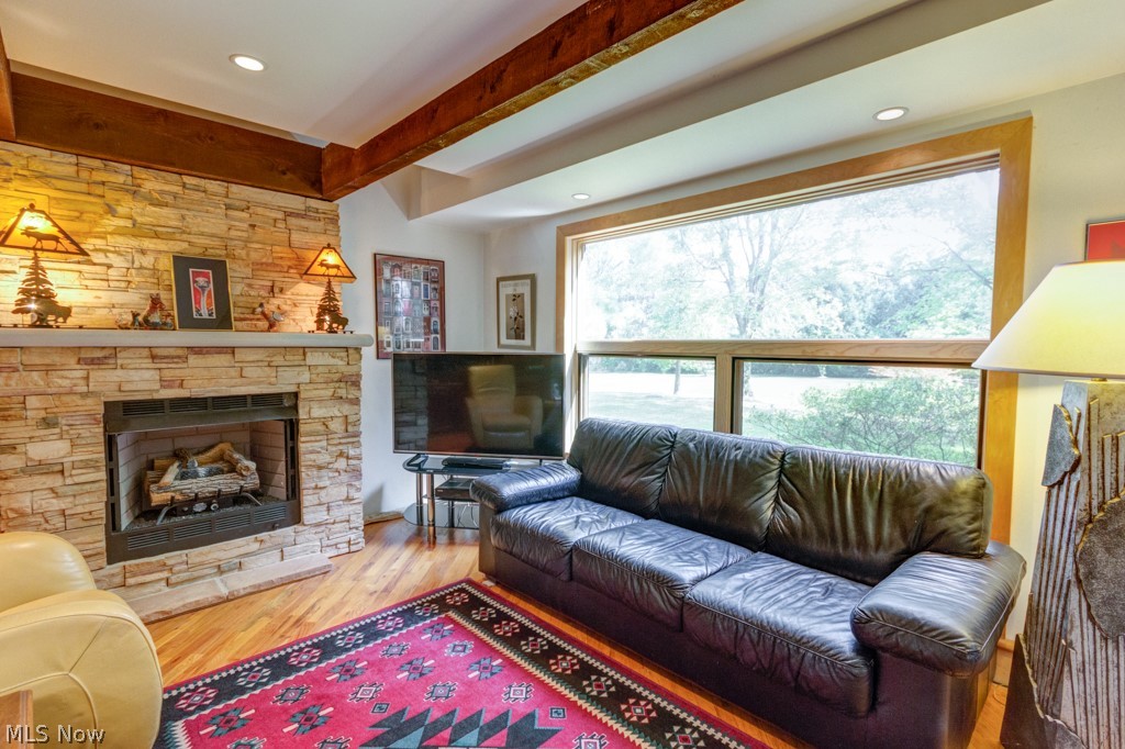 2557 N Revere Road photo 20