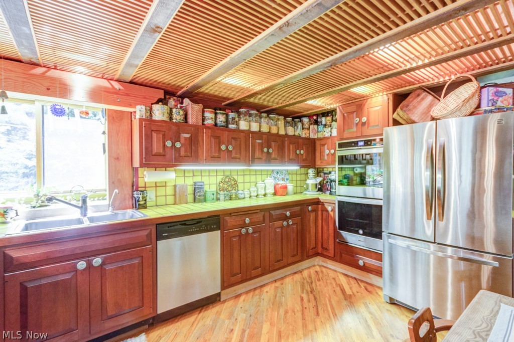 2557 N Revere Road photo 25
