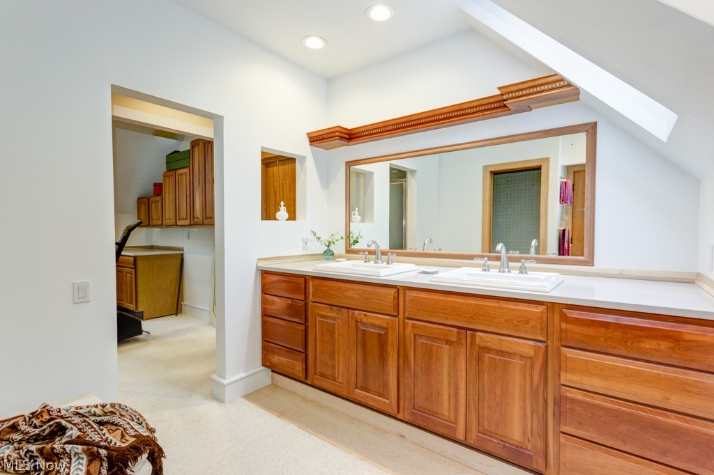 2557 N Revere Road photo 31