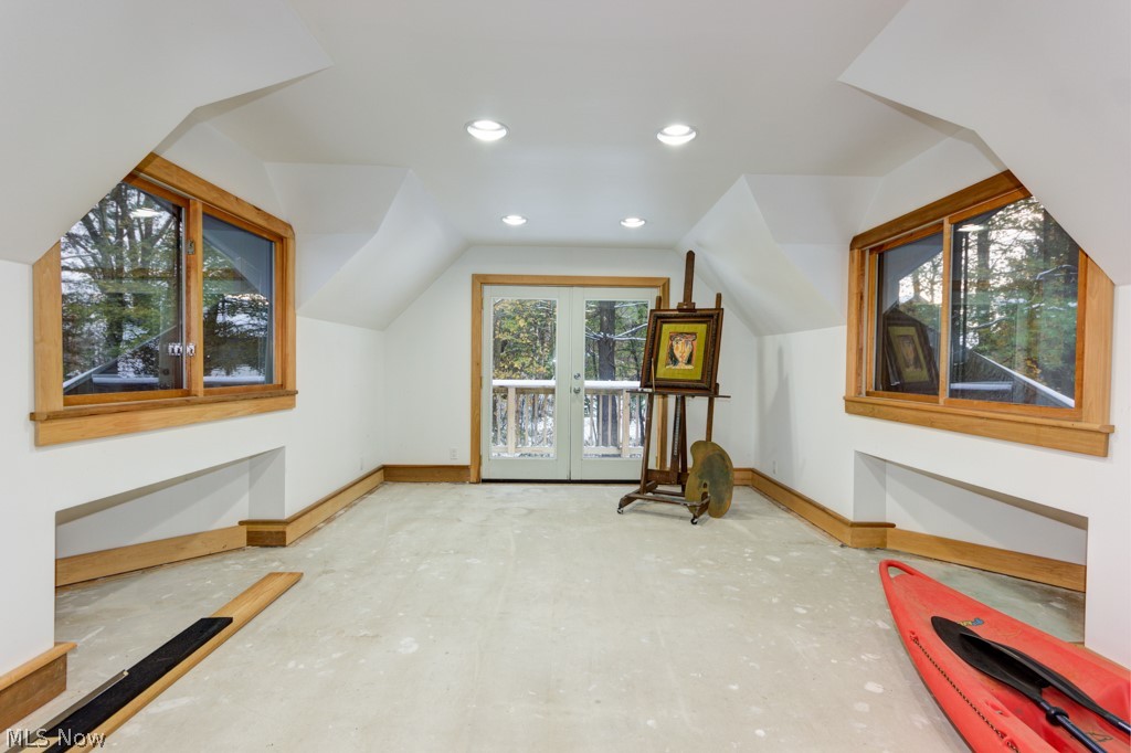 2557 N Revere Road photo 35