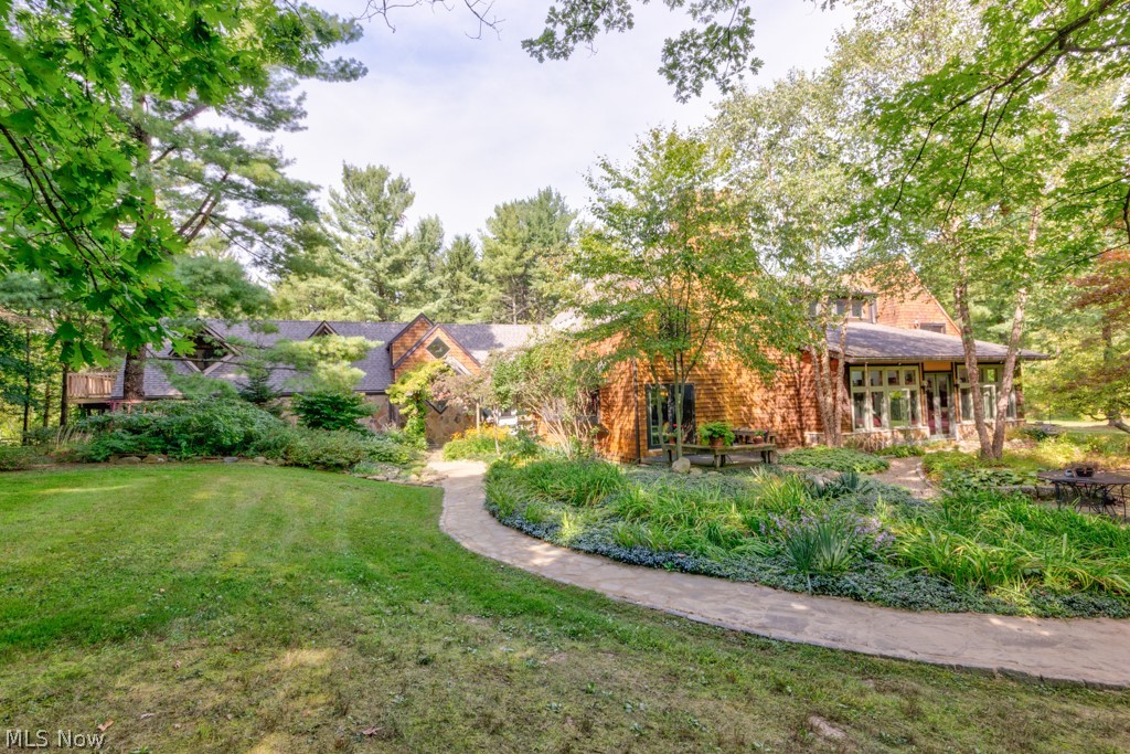2557 N Revere Road photo 8
