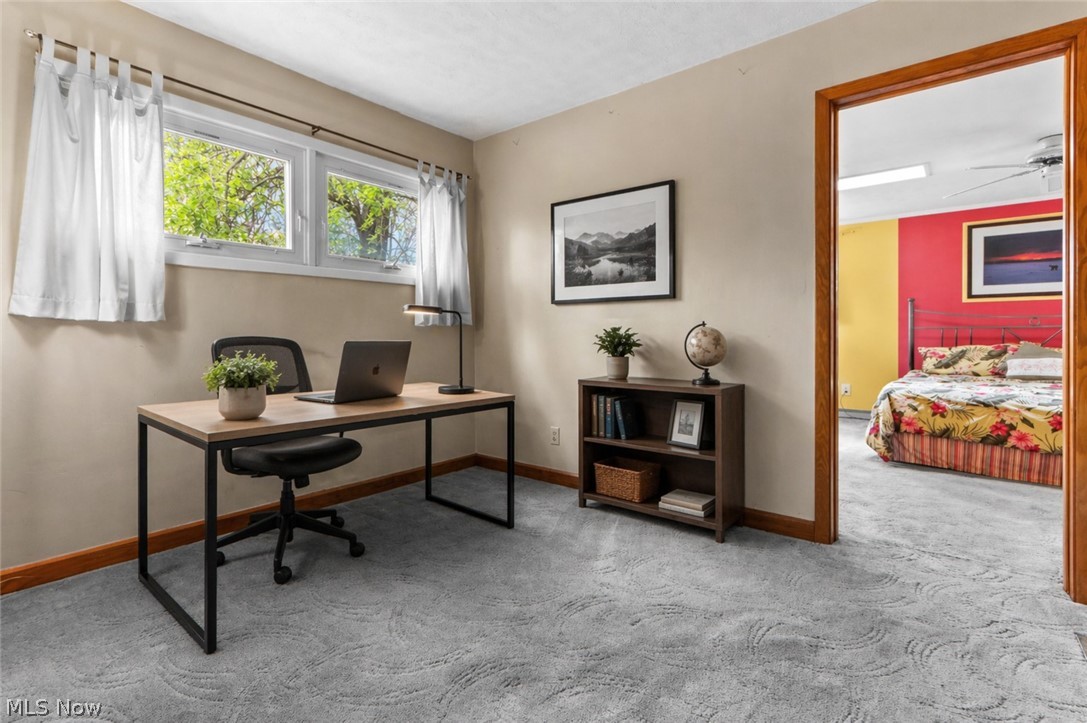 455 Montrose Avenue NW photo 13