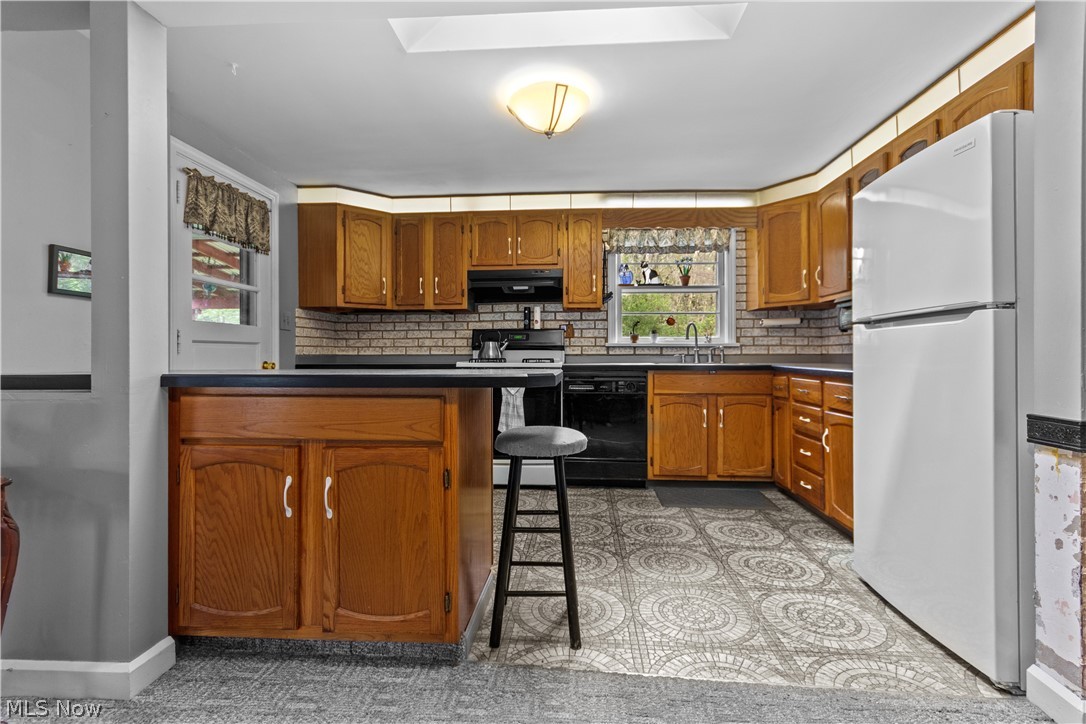 455 Montrose Avenue NW photo 17