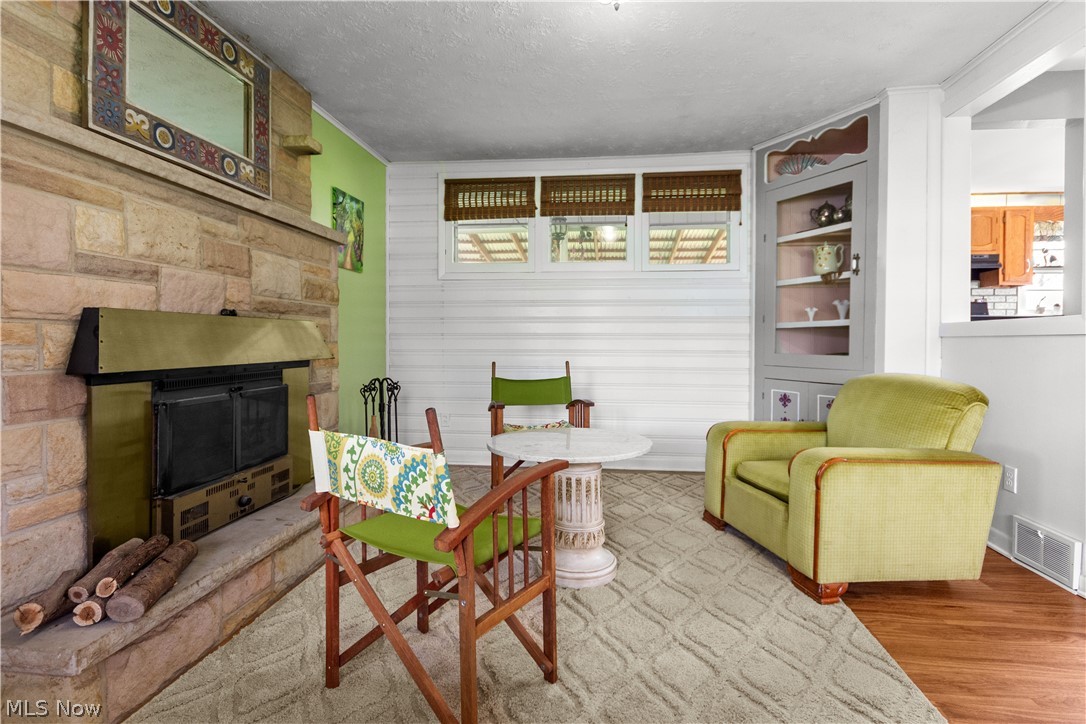 455 Montrose Avenue NW photo 22