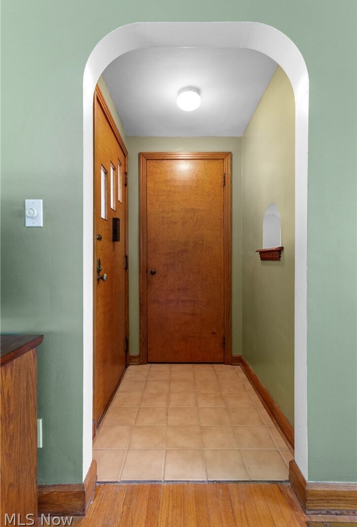 455 Montrose Avenue NW photo 25