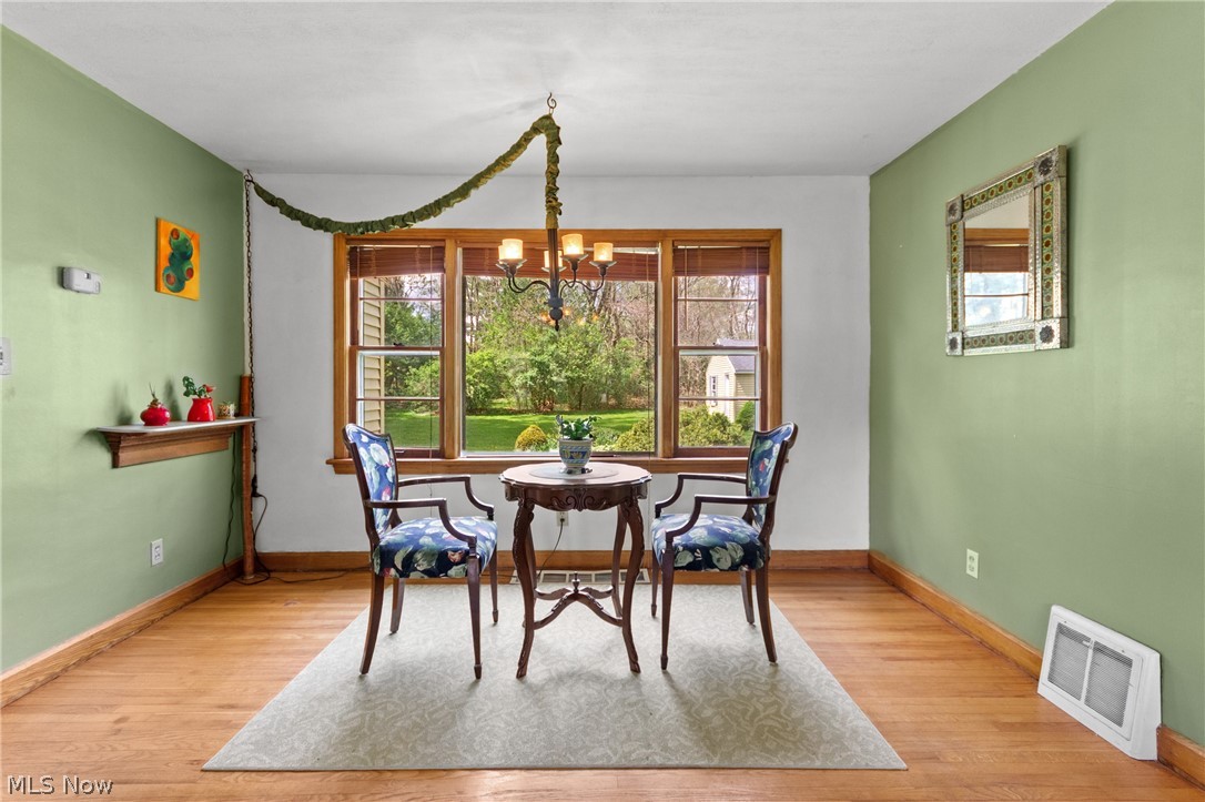455 Montrose Avenue NW photo 27
