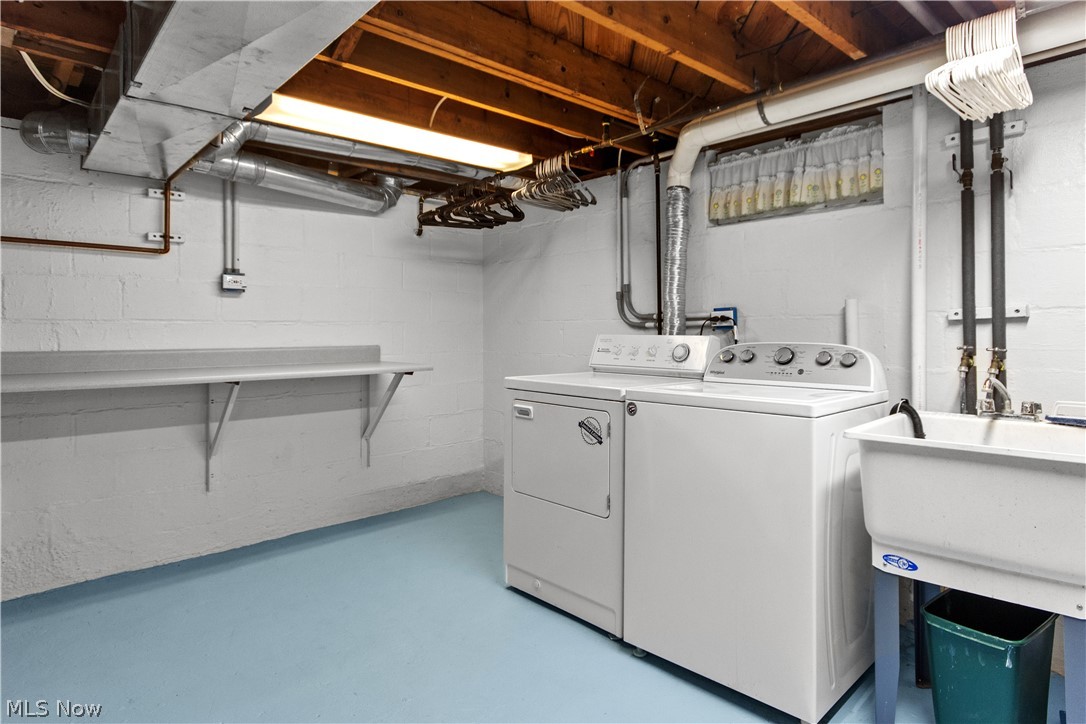455 Montrose Avenue NW photo 30