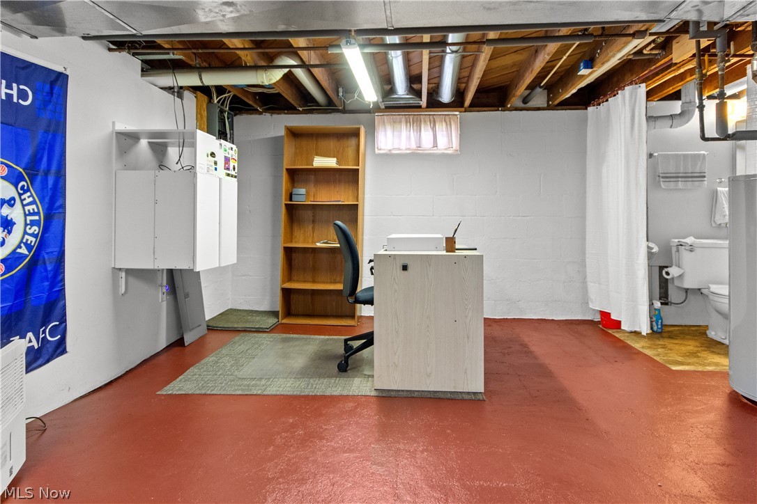455 Montrose Avenue NW photo 33