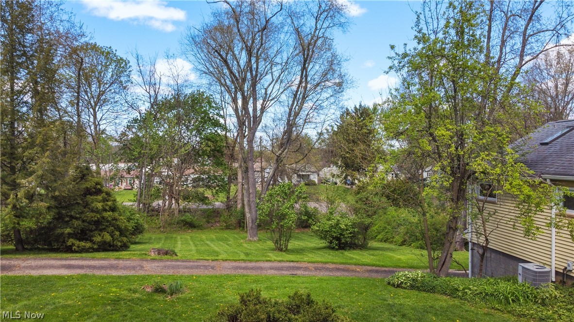 455 Montrose Avenue NW photo 4