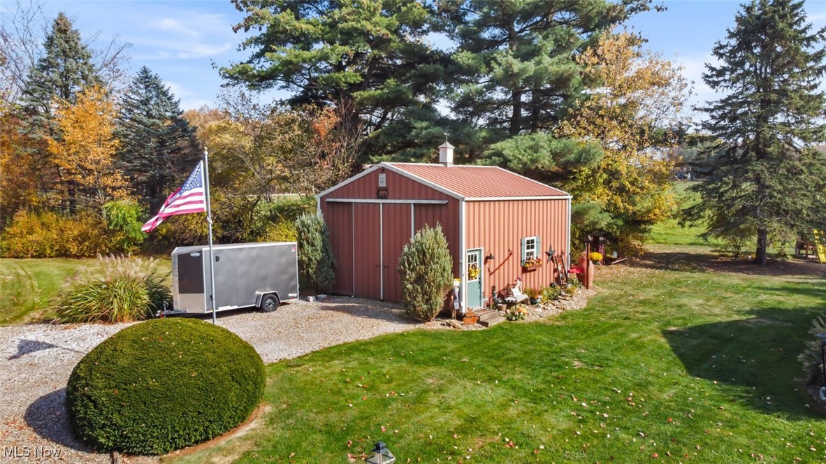 4600 Midpine Street photo 2