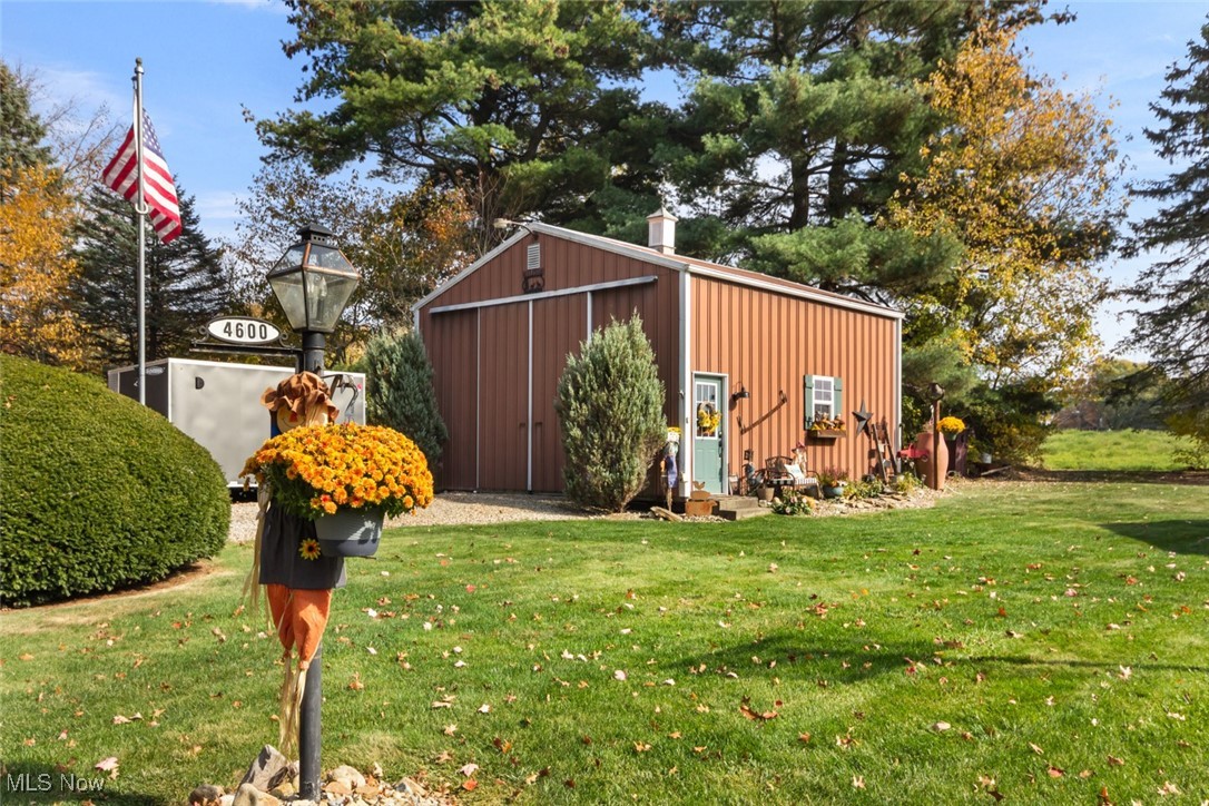 4600 Midpine Street photo 25