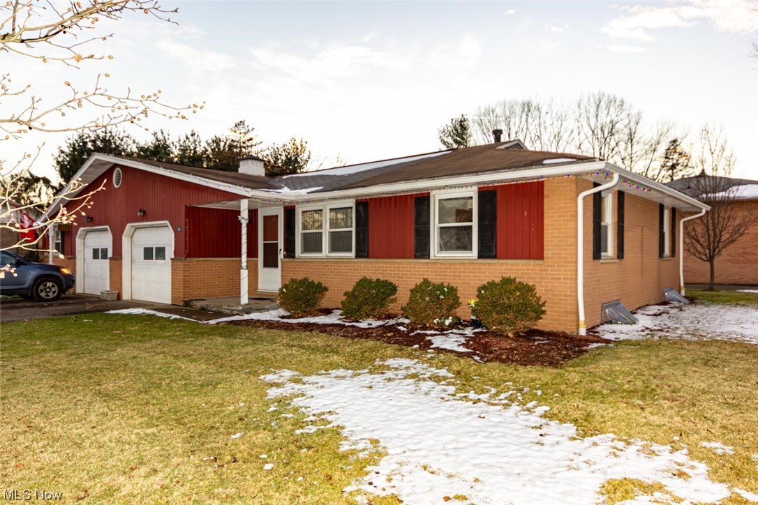 6695 Lake O’Springs Avenue NW photo 1