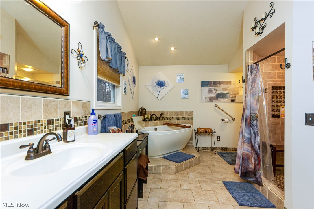 7057 Woodland Hill Road SW photo 18
