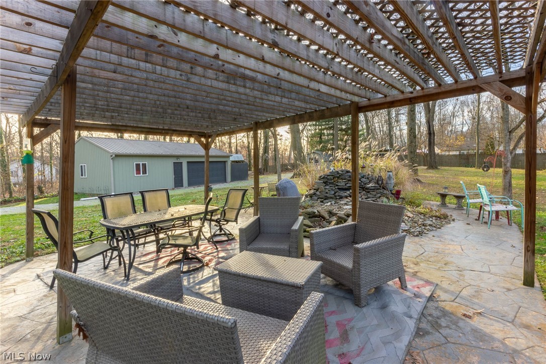 7057 Woodland Hill Road SW photo 3