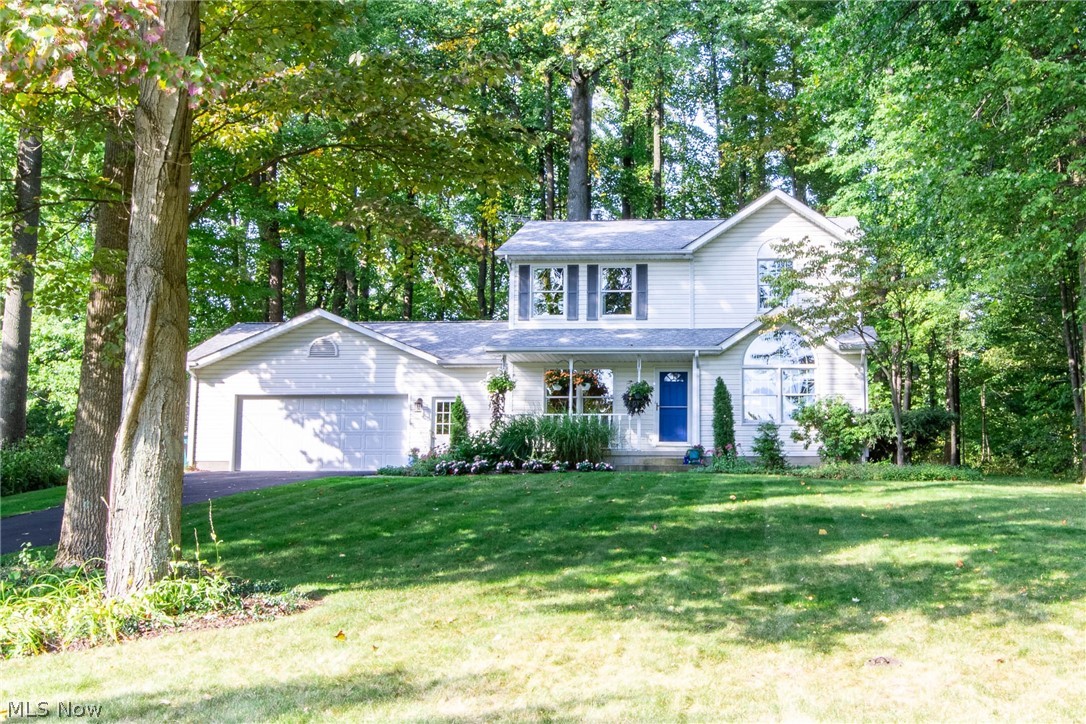93 Spruce Drive NW photo 1