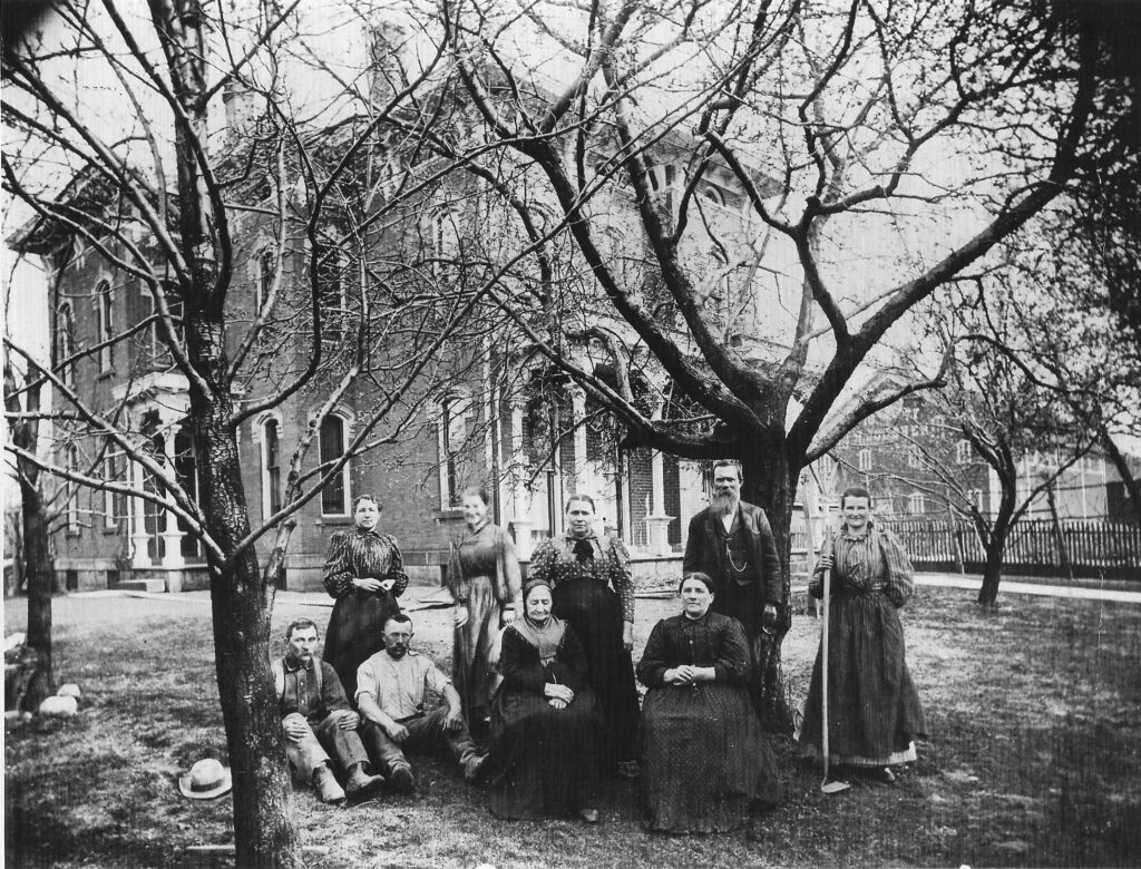 The household on the lawn